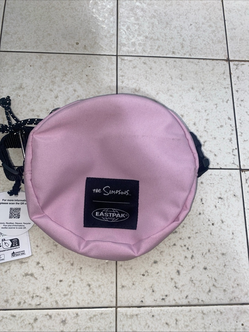 NWT Eastpak x Simpsons pink donut crossbody - Picture 2 of 8